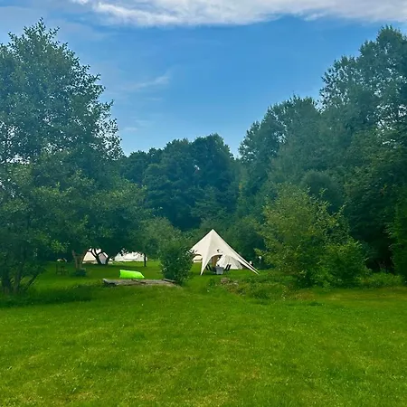 Glamping Hive By Stream Luxusní stan