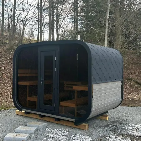 Luxusní stan Glamping Hive By Stream