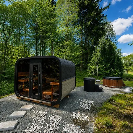 Luxusní stan Glamping Hive By Stream *