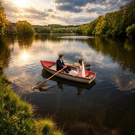 Glamping Hive By Stream Luxusní stan *