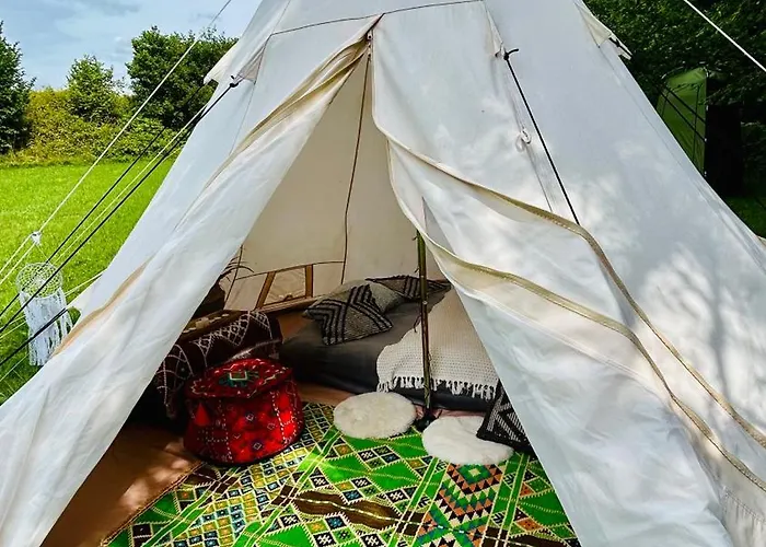 Οργανωμένο κάμπινγκ Glamping Hive By Stream Viska (Plzen-South)