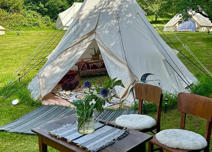 Glamping Hive By Stream * Viska (Plzen-South)